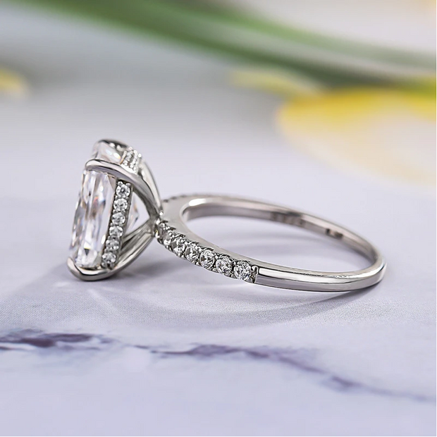Lilipretty® Radiant Cut Classic 4 Prong Half Eternity Sterling Silver Engagement Ring