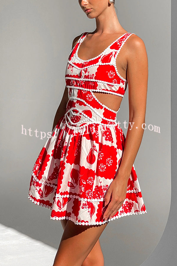 Holiday Colors Ric Rac Trims Unique Print Cutout Round Neck Mini Dress