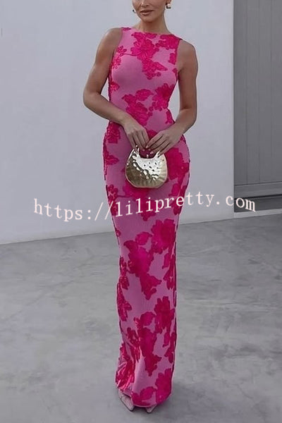 Floral Embroidered Sleeveless Round Neck Fitted Maxi Dress