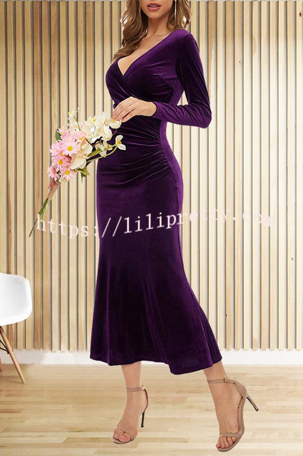 Solid Color Velvet Long Sleeve V-neck Slim Fit Fishtail Maxi Dress