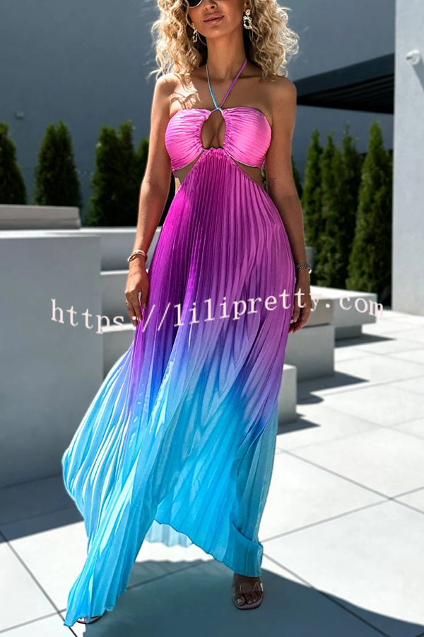 Get Ready Beautiful Gradient Print Cutout Halterneck Pleated Maxi Dress