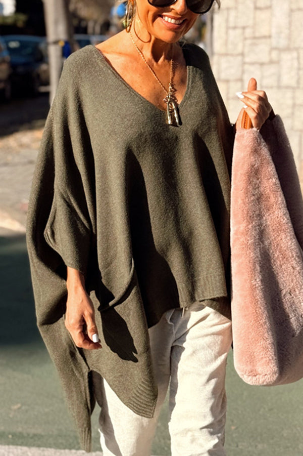 Fashion V-neck Loose Pocket Mid-length Knitted Poncho Sweater