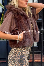Stylish Collared Sleeveless Short Faux Fur Vest