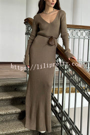 Solid Color V-neck Long-sleeved Slim-fit Elegant Knit Maxi Dress