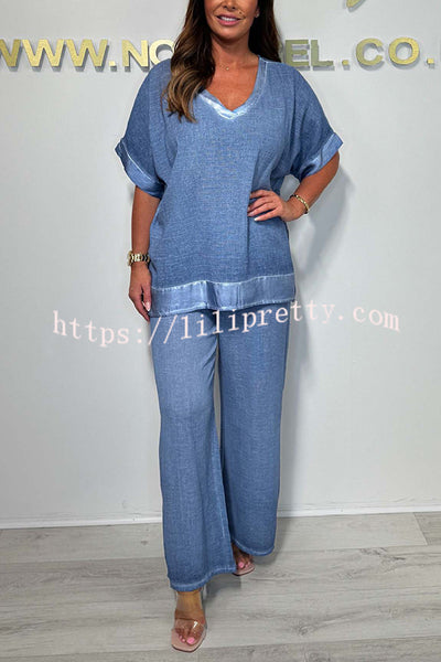 Fashionable V-neck Short-sleeved Loose Top and Elastic Waist Casual Wide-leg Pants Set