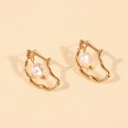 Fashionable Irregular Pearl Earrings