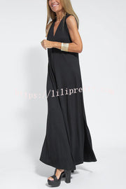 Lilipretty Elegant Is Eternal Knit Solid Color Sleeveless Slit Maxi Dress