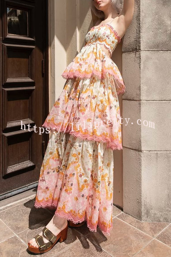 Charming Smile Floral Print Scalloped Lace-trim Back Tie-up Tiered Maxi Dress