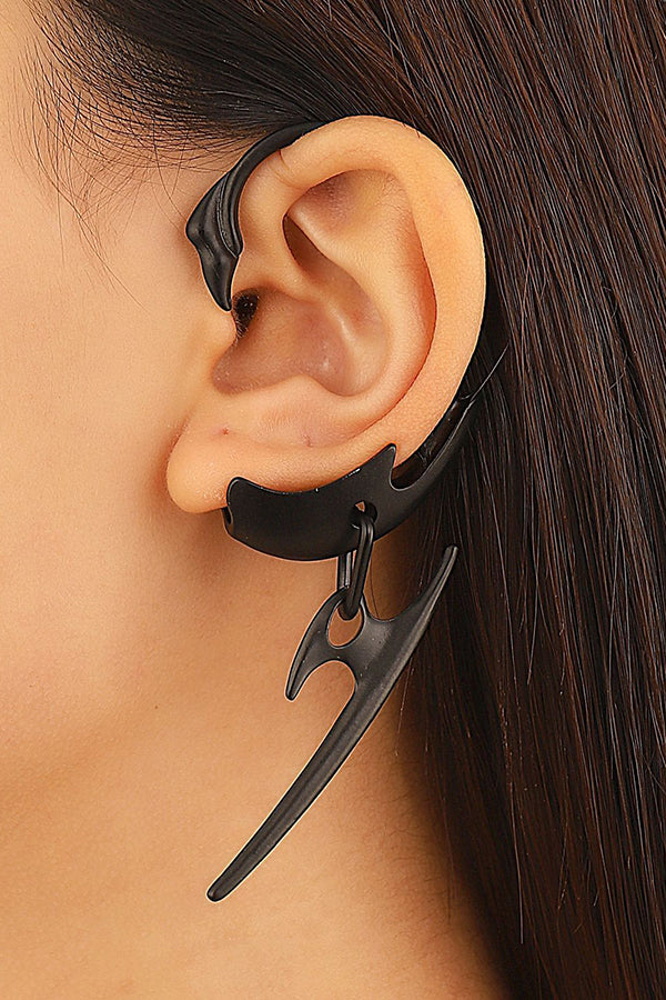 Thorn Spine Skeleton Mechanical Wind Earhook