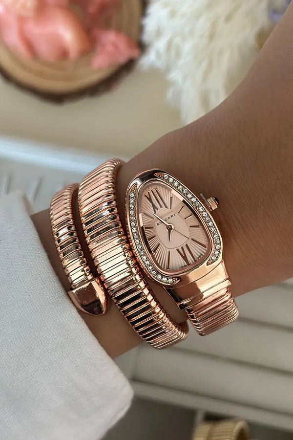Fashionable Quartz Snake Bracelet Watch