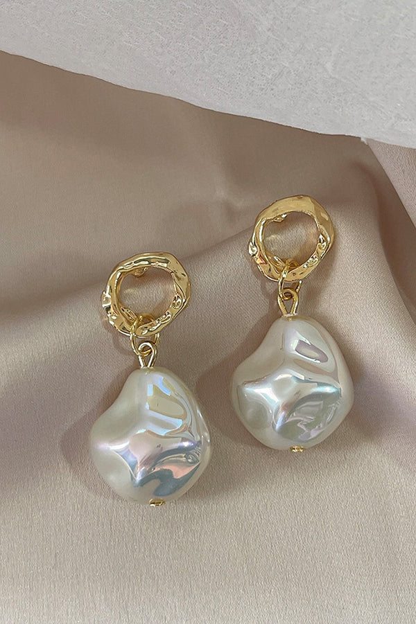 Elegant and Simple Pearl Earrings