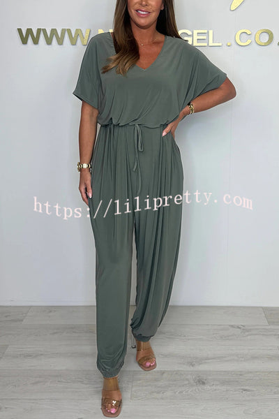 Solid Color V-neck Short-sleeved Waist-tied Loose Casual Jumpsuit