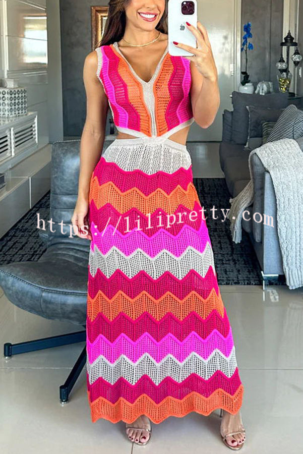 Lilipretty® Darling Perfection Knit Texture Color Block Side Waist Cutout Maxi Dress