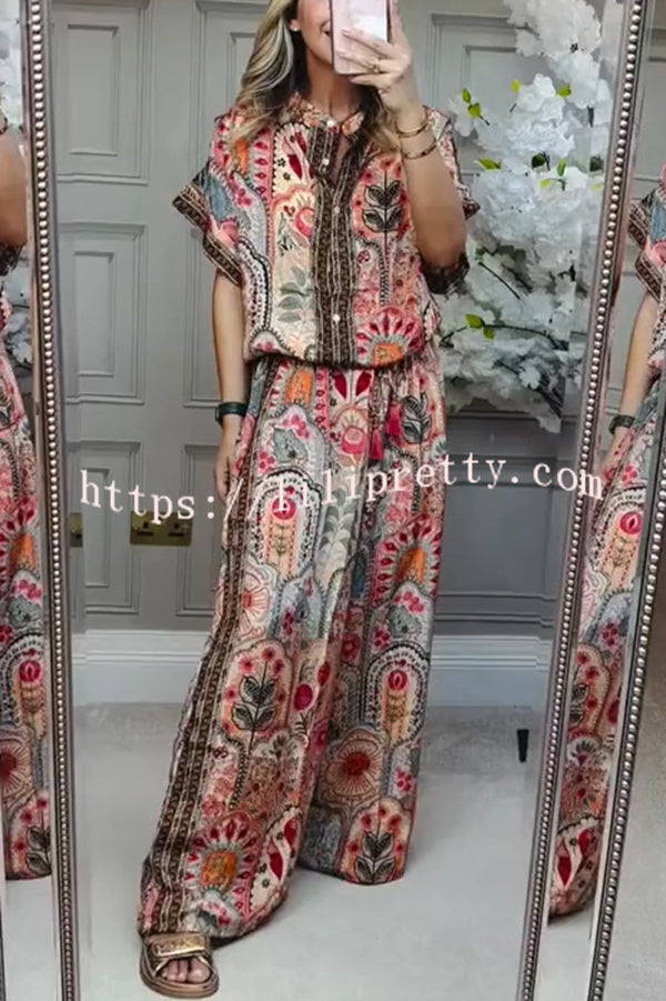 Unique Printed Loose Short-sleeved Top and Elastic Waist Casual Wide-leg Pants Set