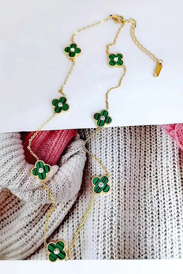 A Fresh and Elegant Lucky Four-leaf Clover Diamond Necklace