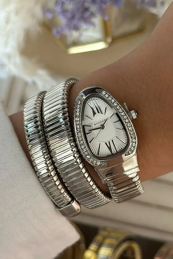 Fashionable Quartz Snake Bracelet Watch