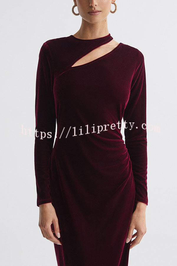 Perfect Party Velvet Cut Out Detail Long Sleeve Ruched Stretch Midi Dress