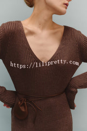 Solid Color V-neck Long-sleeved Slim-fit Elegant Knit Maxi Dress