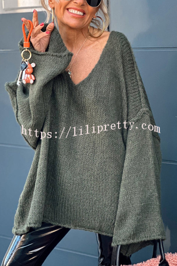 Fashionable Patchwork V-neck Long-sleeved Knitted Sweater