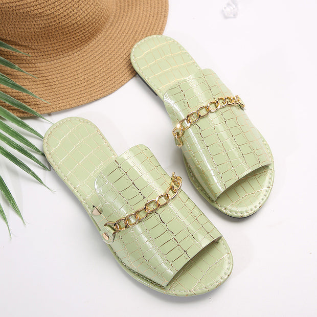 Casual Flat Beach Sandals with Chain Accessories