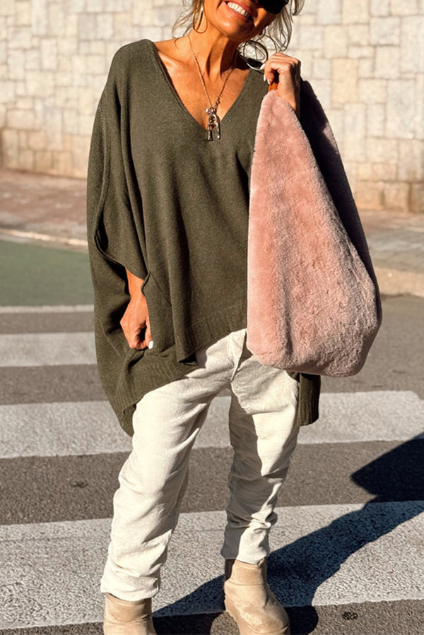 Fashion V-neck Loose Pocket Mid-length Knitted Poncho Sweater