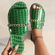 Casual Flat Beach Sandals with Chain Accessories