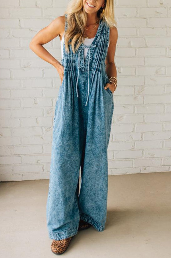 Fashionable and Casual Sleeveless V-neck Lace-up Loose Pocket Jumpsuit
