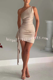 Sexy Slim Fit Backless One-shoulder Satin Mini Dress