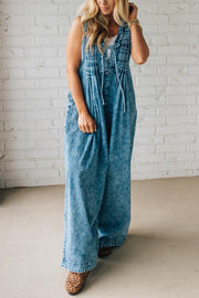 Fashionable and Casual Sleeveless V-neck Lace-up Loose Pocket Jumpsuit