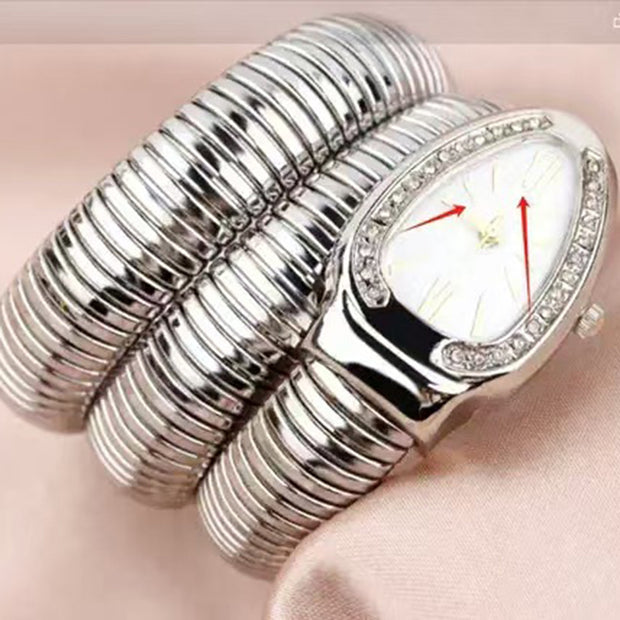 Fashionable Quartz Snake Bracelet Watch